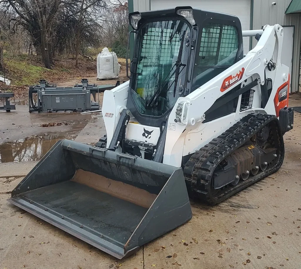 2021 Bobcat T595 tracked skid steer loader