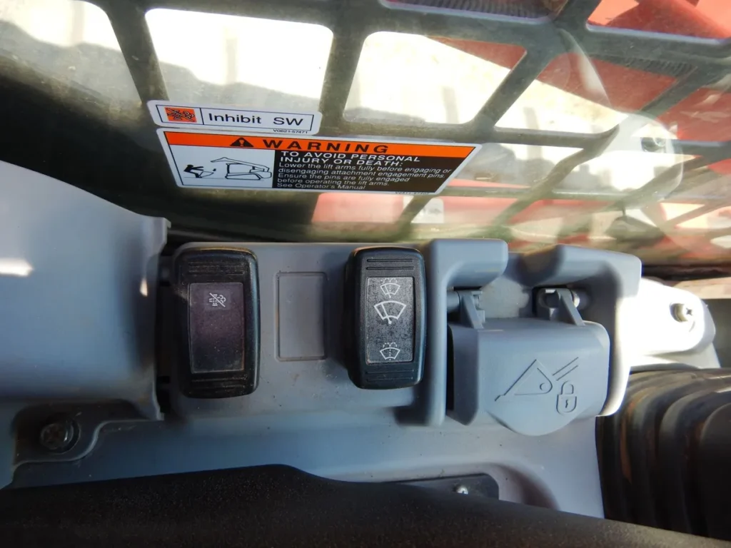 2021 Kubota SVL75-2 tracked skid steer loader