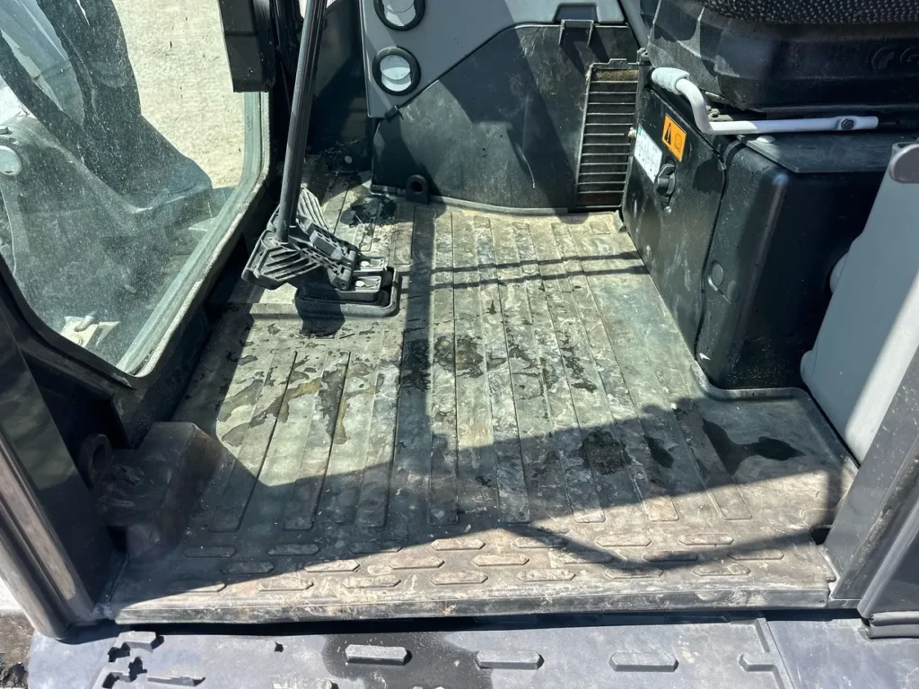 2021 Bobcat E60 mini excavator