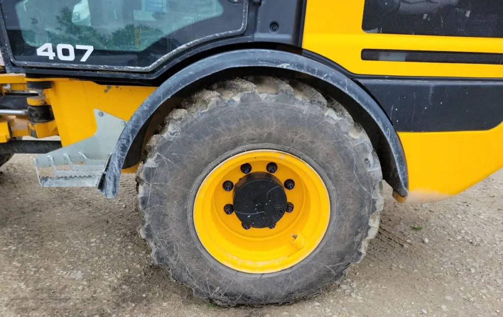 2022 JCB 407 wheel loader