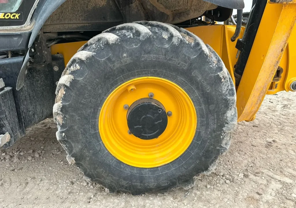 2022 JCB 3CX 15HFCE backhoe