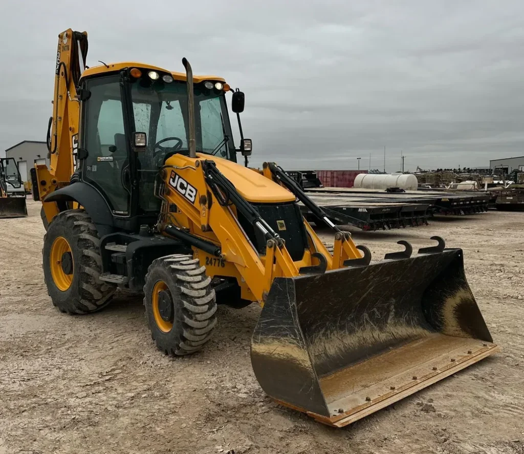 2022 JCB 3CX 15HFCE backhoe