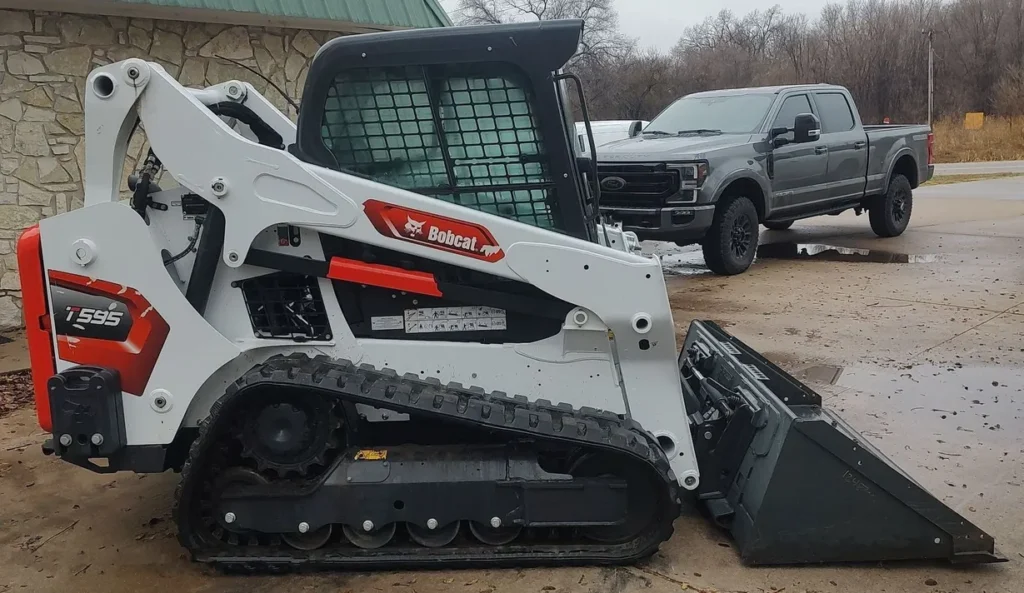 2021 Bobcat T595 tracked skid steer loader