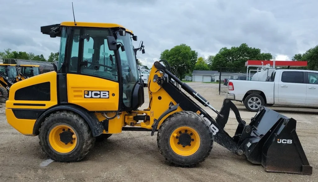 2022 JCB 407 wheel loader