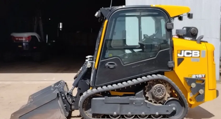 2021 JCB 215T Super tracked skid steer loader