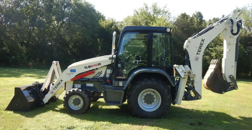 2015 Terex TLB840R backhoe