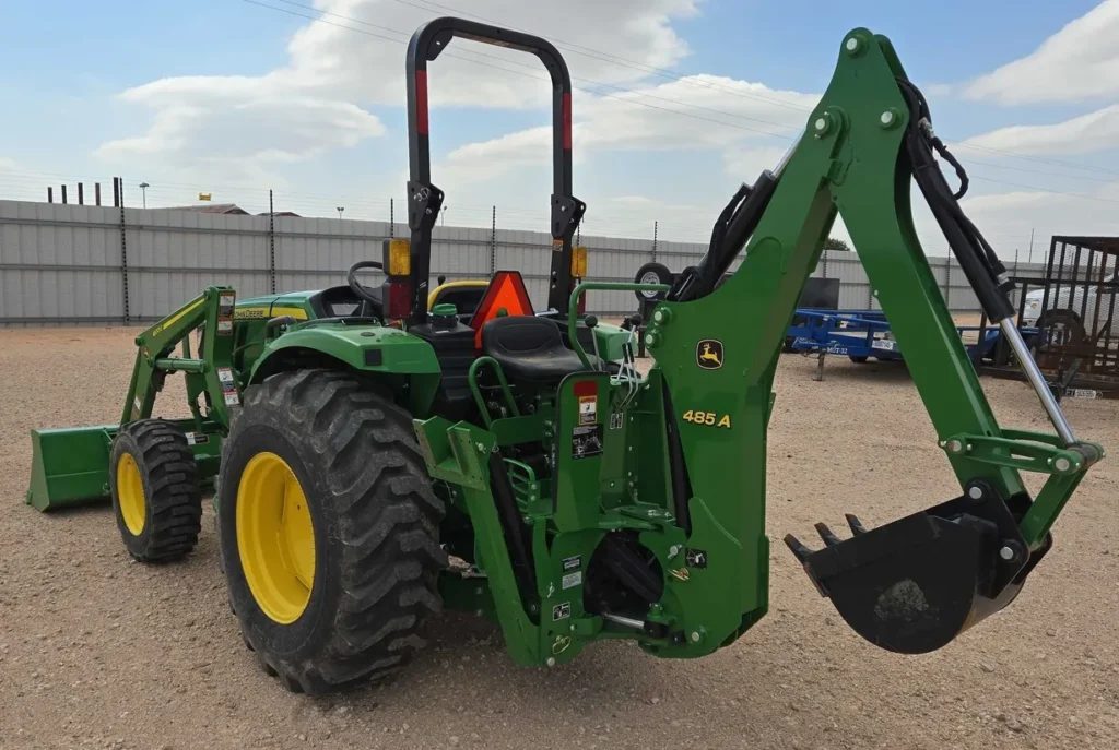 2023 John Deere 4066M tractor