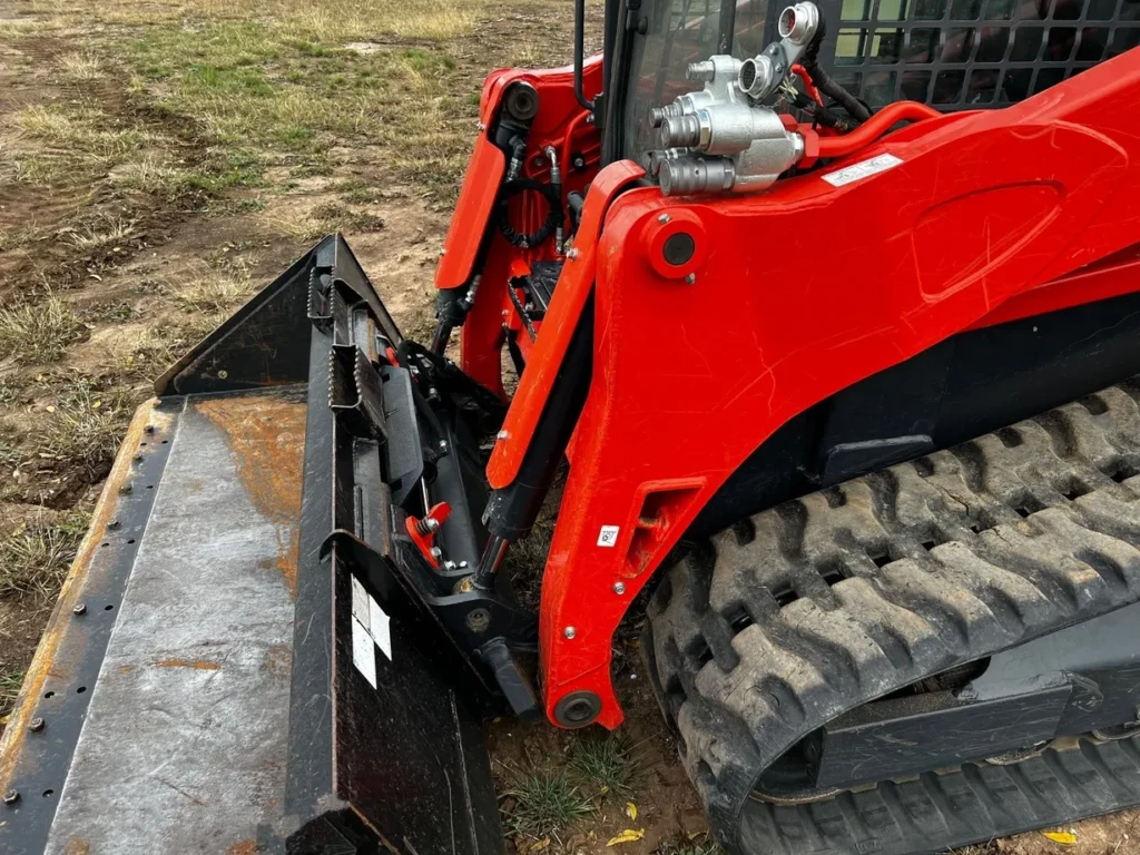 2020 Kubota SVL95-2S tracked skid steer loader