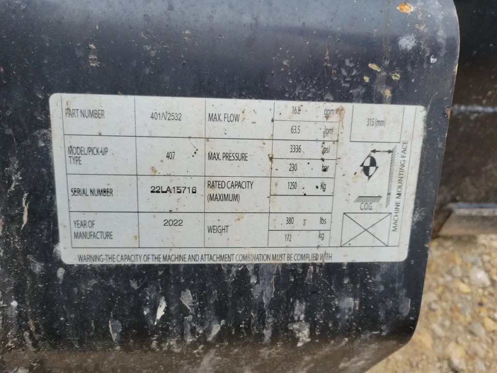 2022 JCB 407 wheel loader