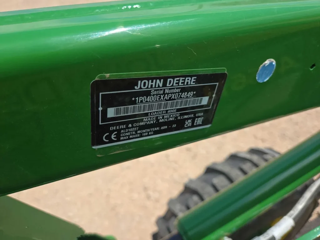 2023 John Deere 4066M tractor