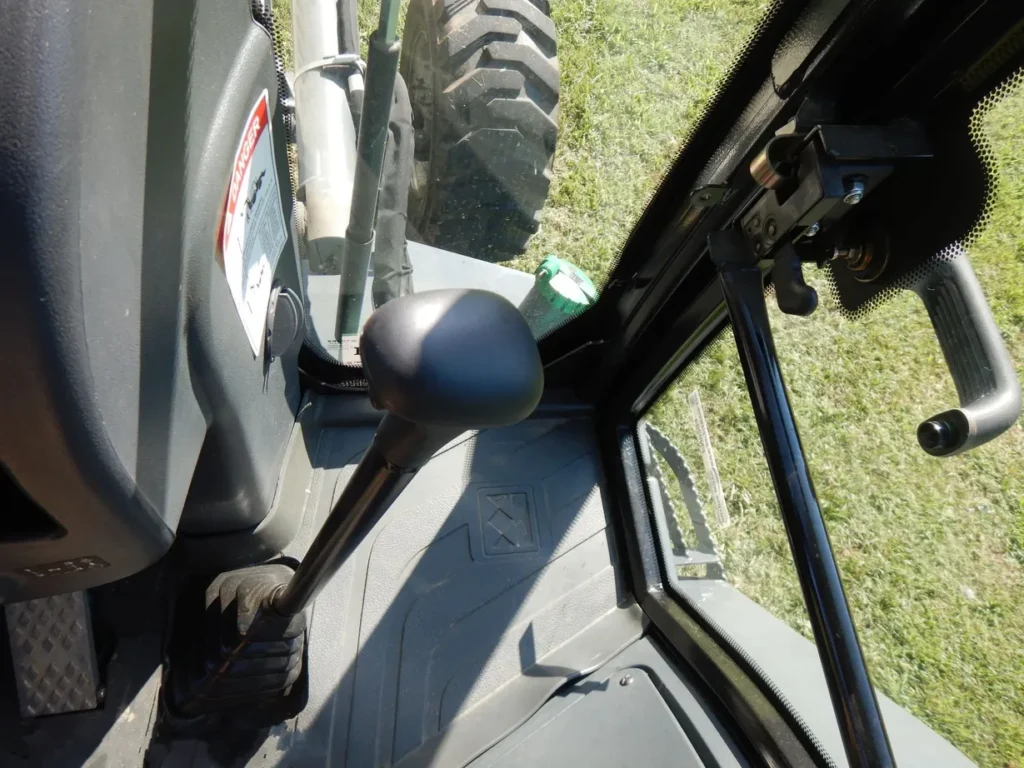 2015 Terex TLB840R backhoe